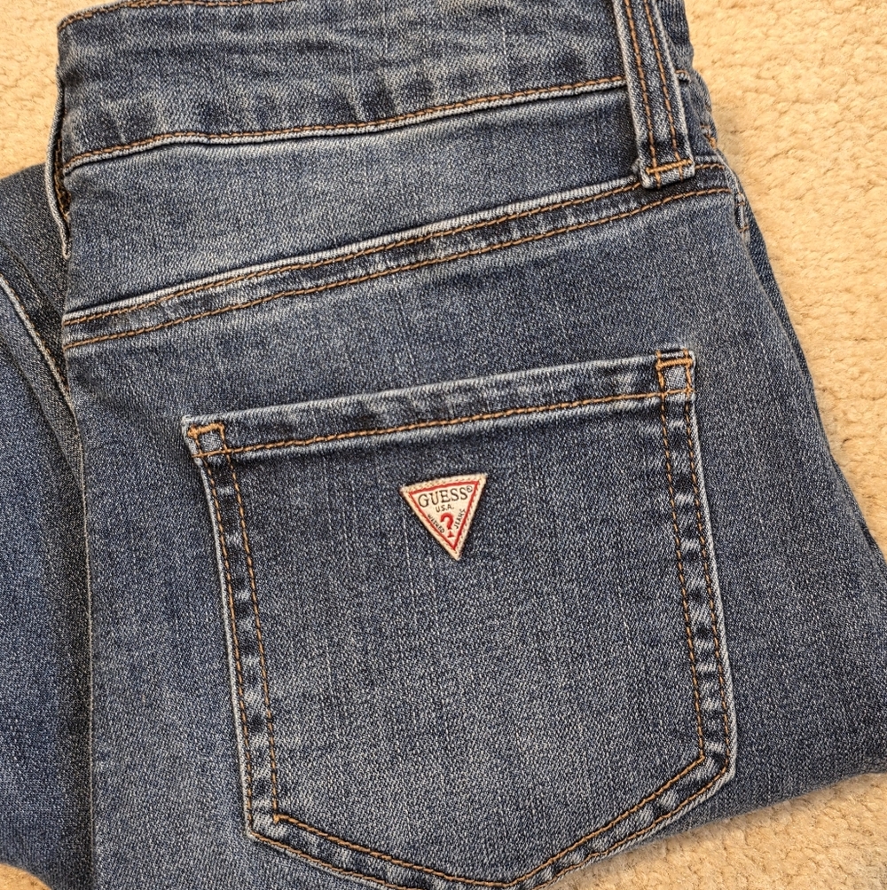 GUESS Vintage Skinny Jeans - Picture 4 of 14